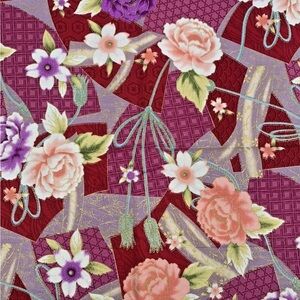 Japanese Cotton Fabric Traditional Magenta Pink Roses Gold Detail Print 1 yard